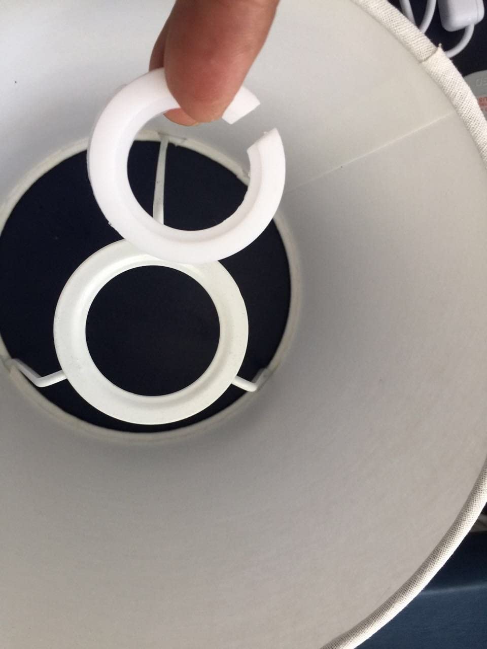 Yizunnu 2 Pack E27 to E14 Lamp shade Ring Converter，42mm To 29mm To