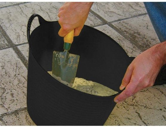 Faithfull FLEX15B Heavy-Duty Polyethylene Flex Tub - Black - Image 3