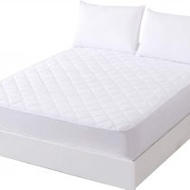 UYEESE Super King Size Mattress Protector - Quilted Extra Deep Pocket Mattress Cover, Breathable Hypoallergenic Anti-mite and Noiseless Fitted Sheet Bed Cover (Super King 183 x 203 + 40 cm)