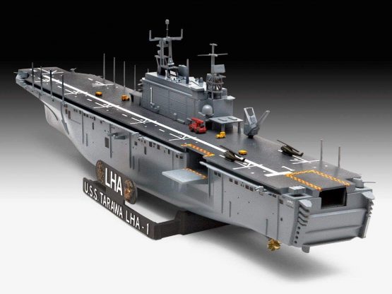 Revell RV05170 Assault USS Tarawa LHA-1 Plastic Model kit, 1:720 - Image 3