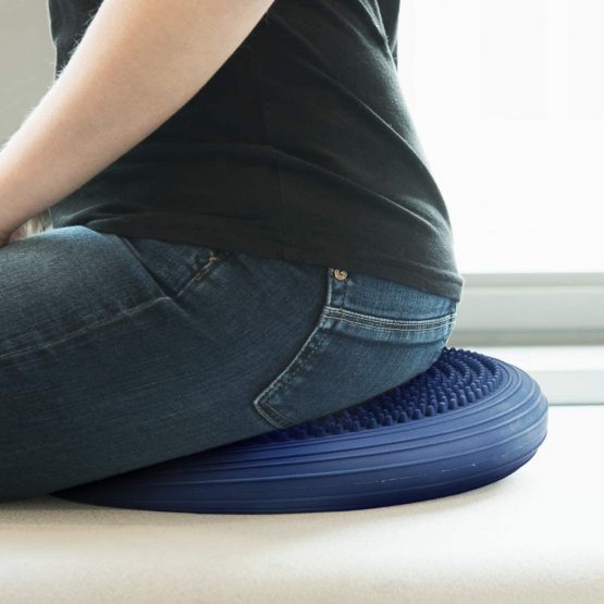 Navaris Air Stability Wobble Cushion - Air Inflated Exercise Fitness Balance Disc Wiggle Seat for Home, Office, Classroom - Includes Hand Pump - Image 2
