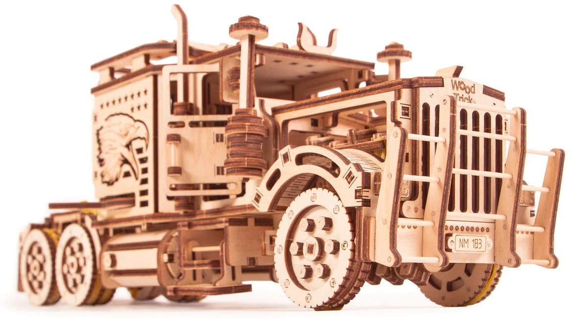 Wood Trick Big Rig Mechanical Toy Truck, Powerful Rubber Band Motor - Image 3