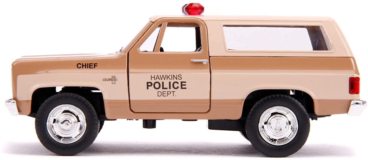 Stranger Things Hopper's Chevrolet Blazer Hawkins Police Dept (2016) TV Series Hollywood Rides 1/32 Diecast Model Car by Jada 31114 - Image 3