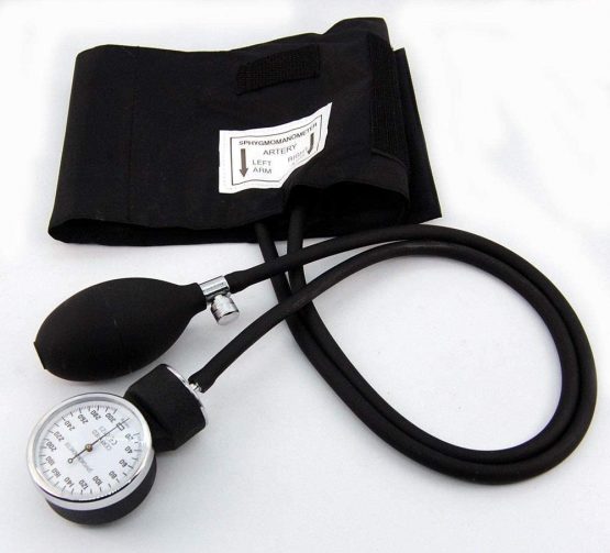 Pro CE NHS VALUEMED Professional Aneroid SPHYGMOMANOMETER Standard Adult Cuff with Artery Indicator - Image 3