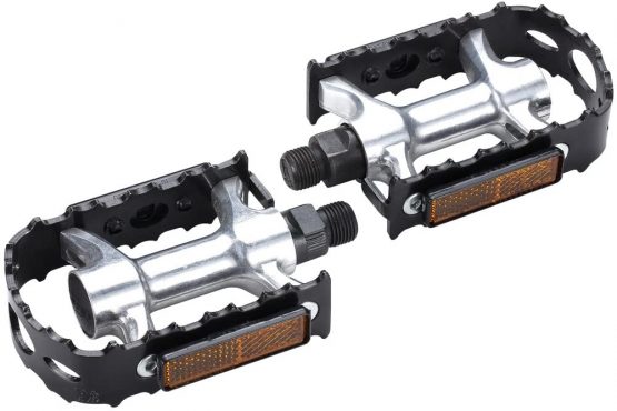 BBB Cycling City Bike Pedals Flat 9/16" with Reflectors Aluminium Body for All Bicycles BPD-16 - Image 2