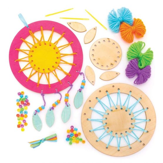 Baker Ross AW601 Wooden Dream Catcher Kit, Dreamcatchers for Kids to Make, Personalise and Display for Arts and Crafts Activities (Pack of 4)