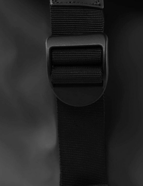 RAINS Unisex_Adult Weekend Bag Tote - Image 4