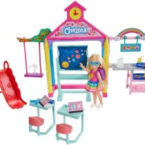 Barbie GHV80 Club Chelsea Playset