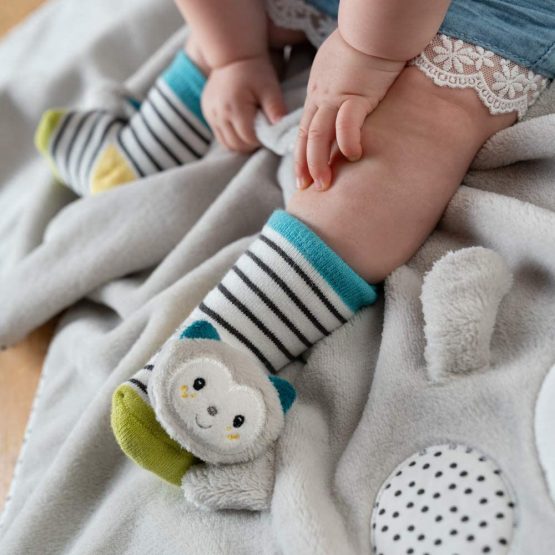 Fehn 091519 Rattle Socks Teddy / Activity Baby Socks with Cute Animal Heads for Gripping, Rattles, Kick & Sound Creating, Educational Toy for Babies from 0-12 Months - Image 4