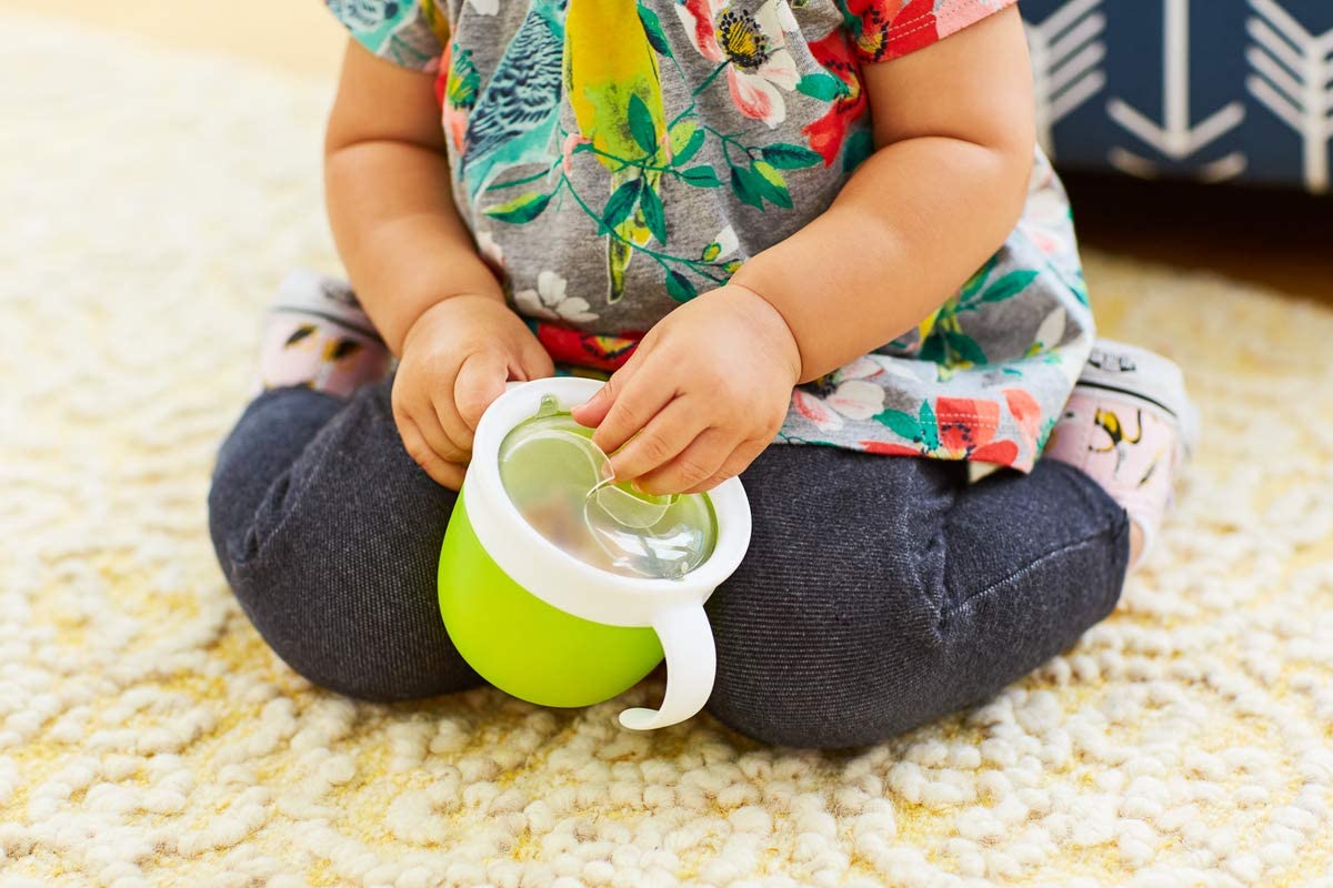 Munchkin 2-Piece Snack Catchers - Toddler Snack Box & Baby Weaning Pot - BPA Free, No-Spill - Blue/Green, Blue, Green, 2 count - Image 4