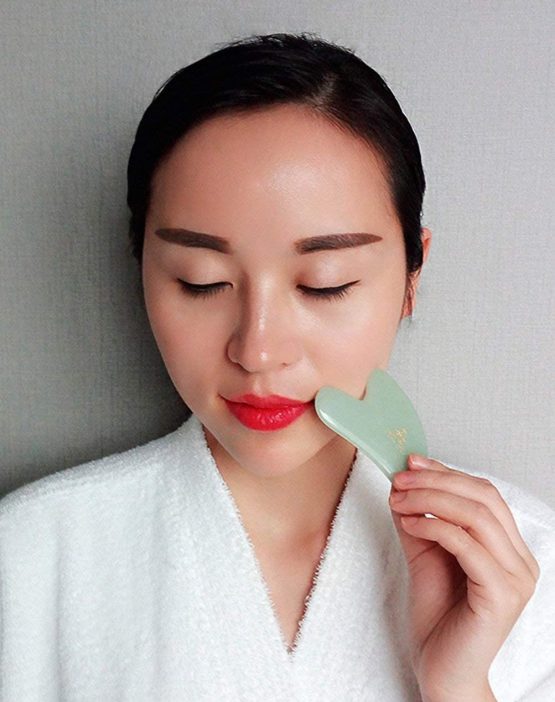 Mina Heal Jade Stone Facial Gua Sha for Lymphatic Massage Skin Detox and Rejuvenation, Anti-Wrinkles, Anti-Aging Facelift, Cosmetic Self-Treatment & Beauty - Image 4