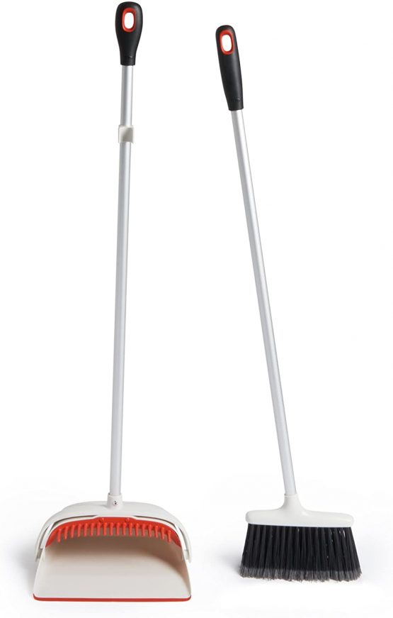 OXO 1335280 Good Grips Upright Sweep Set, White/Black