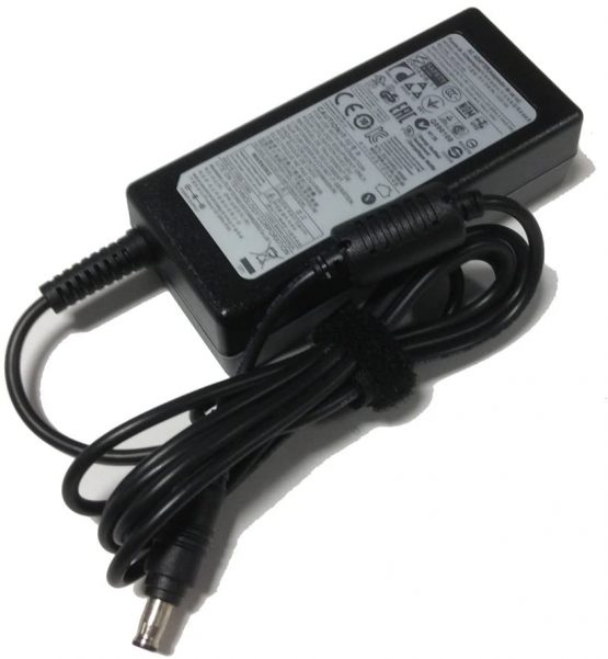 Samsung RV510 RV515 RV520 S3510 S3511 S3710 AC Laptop Adapter Charger