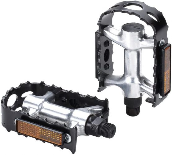 BBB Cycling City Bike Pedals Flat 9/16" with Reflectors Aluminium Body for All Bicycles BPD-16