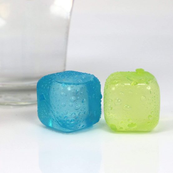 Invero 60x Pack of Reusable Fast Freeze Water Filled Ice Cubes - Ideal for Summer BBQ’s, Garden Parties or General Use - Image 4