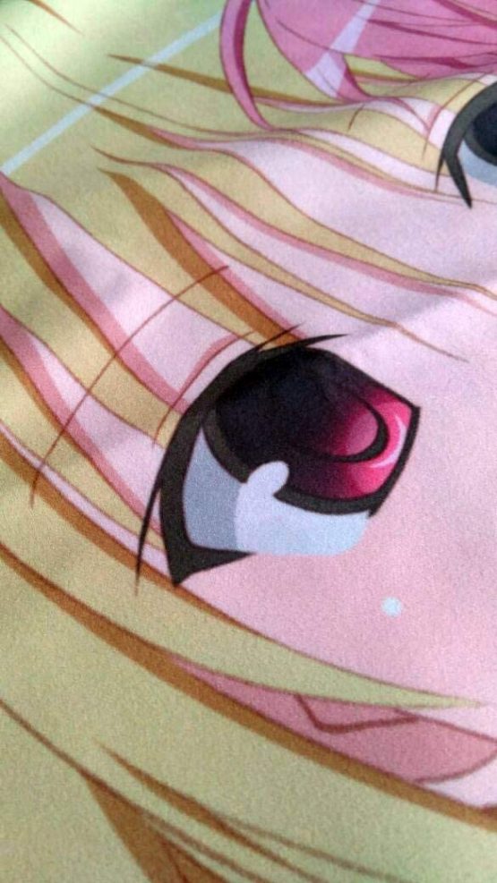 To Love Ru Yami and Momo Bath Towel (Love Trouble) – Original & Licensed - Image 4