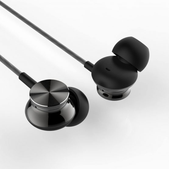 Betron BS10 Earphones, In Ear Headphones Earphones with Microphone and Volume Control, Powerful Bass Driven Sound, 12mm Large Drivers, Ergonomic Design, Black - Image 3