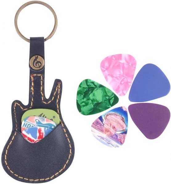 Guitar Picks Case Leather Pick Keychain Guitar Picks Holder Plectrums Case Bag with 5Pcs Guitar Picks Gift