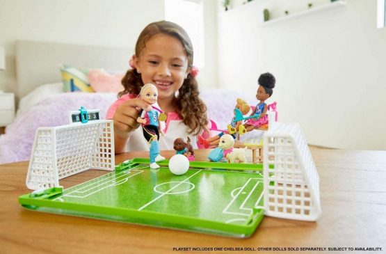 Barbie Chelsea Soccer Playset - Image 2