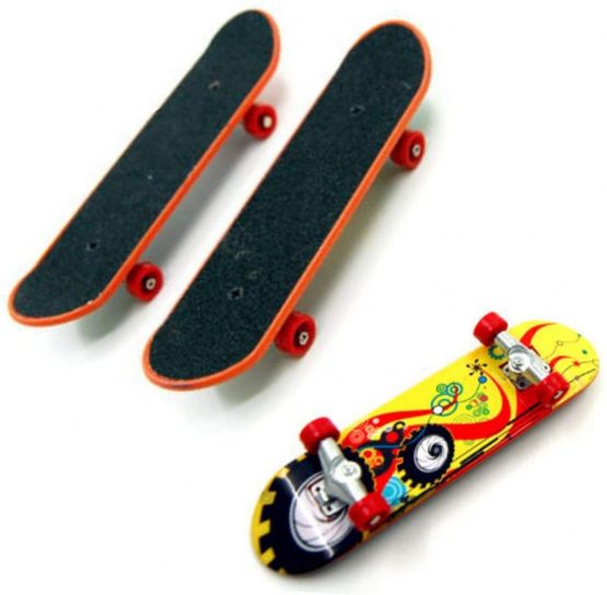 Topways® Finger Mini Skateboard, Deck Truck Finger Board Skate Toy Perfect for Kids Party Favours Bag Fillers Children Gift Random 6pcs - Image 3