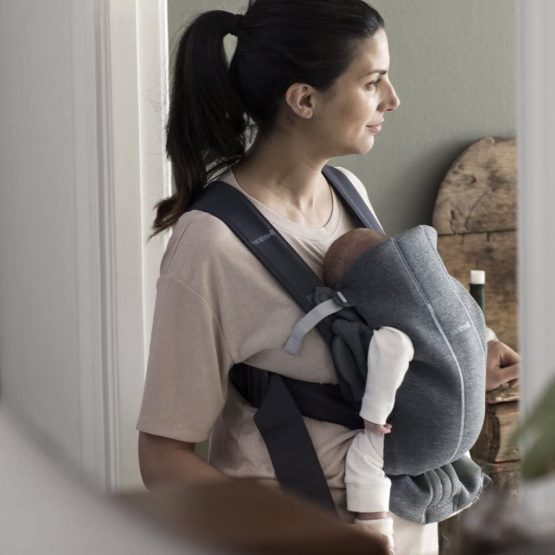 BABYBJÖRN Baby Carrier Mini, 3D Jersey, Dark grey - Image 3