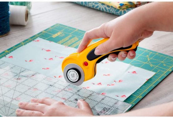 Olfa RTY-2DX Deluxe Rotary Cutter, 45 mm - Image 3
