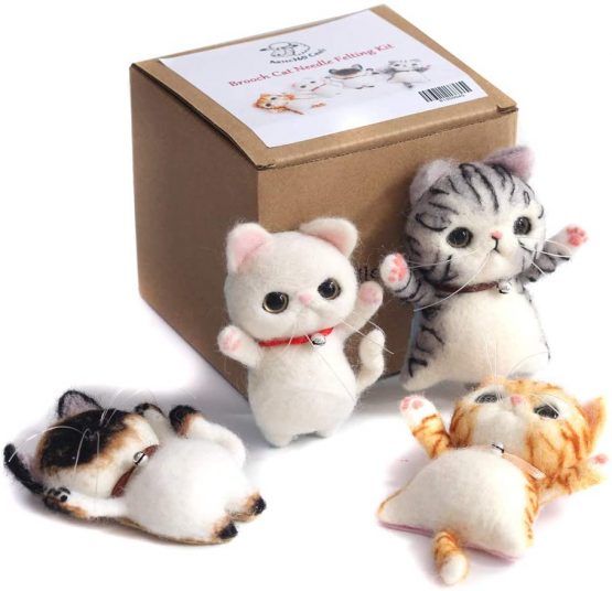 Feltsky Cat Needle Felting Kit with Brooch Decoration with Video Tutorial for Beginner Gift Box Package Christmas Gift (4 Pack)