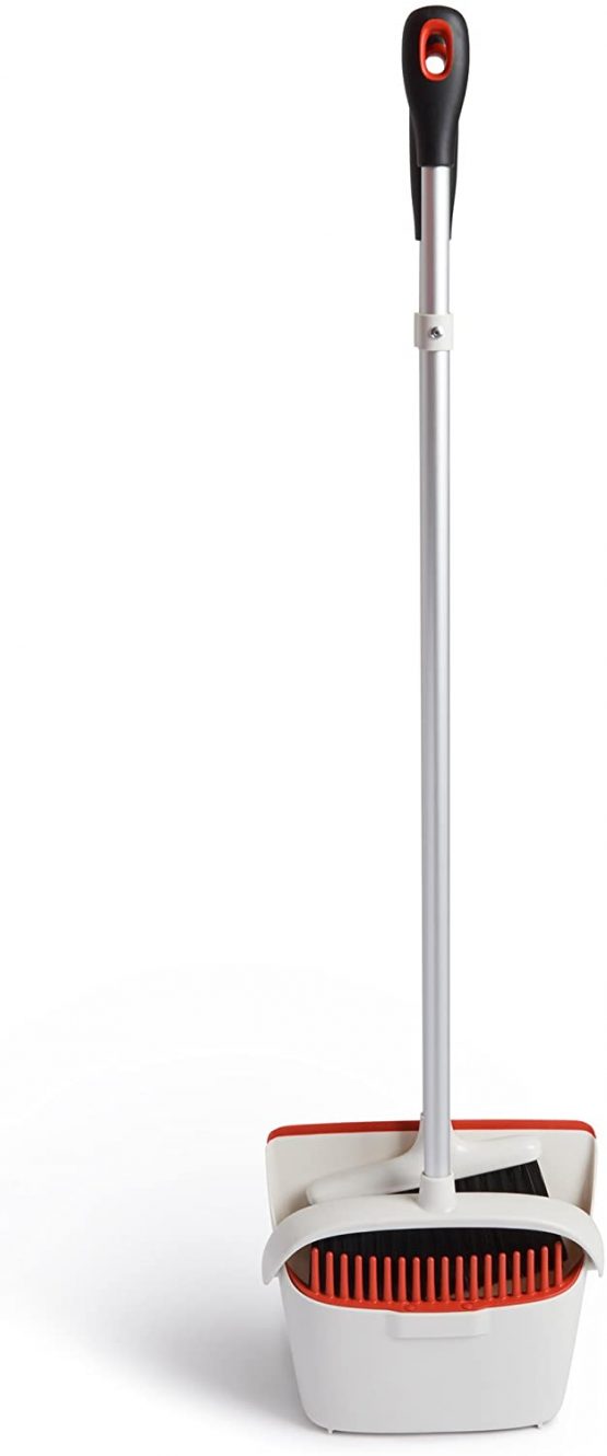OXO 1335280 Good Grips Upright Sweep Set, White/Black - Image 2