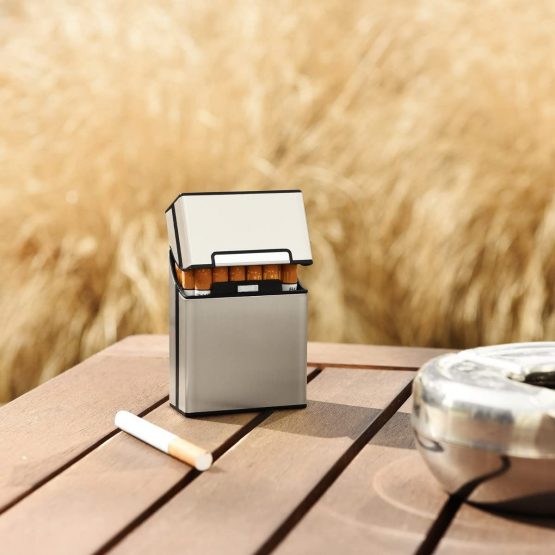 kwmobile Cigarette Case Box Holder - Plastic with Aluminum Coating Case for Cigarettes with Magnetic Flip Top Closure - Black - Image 2