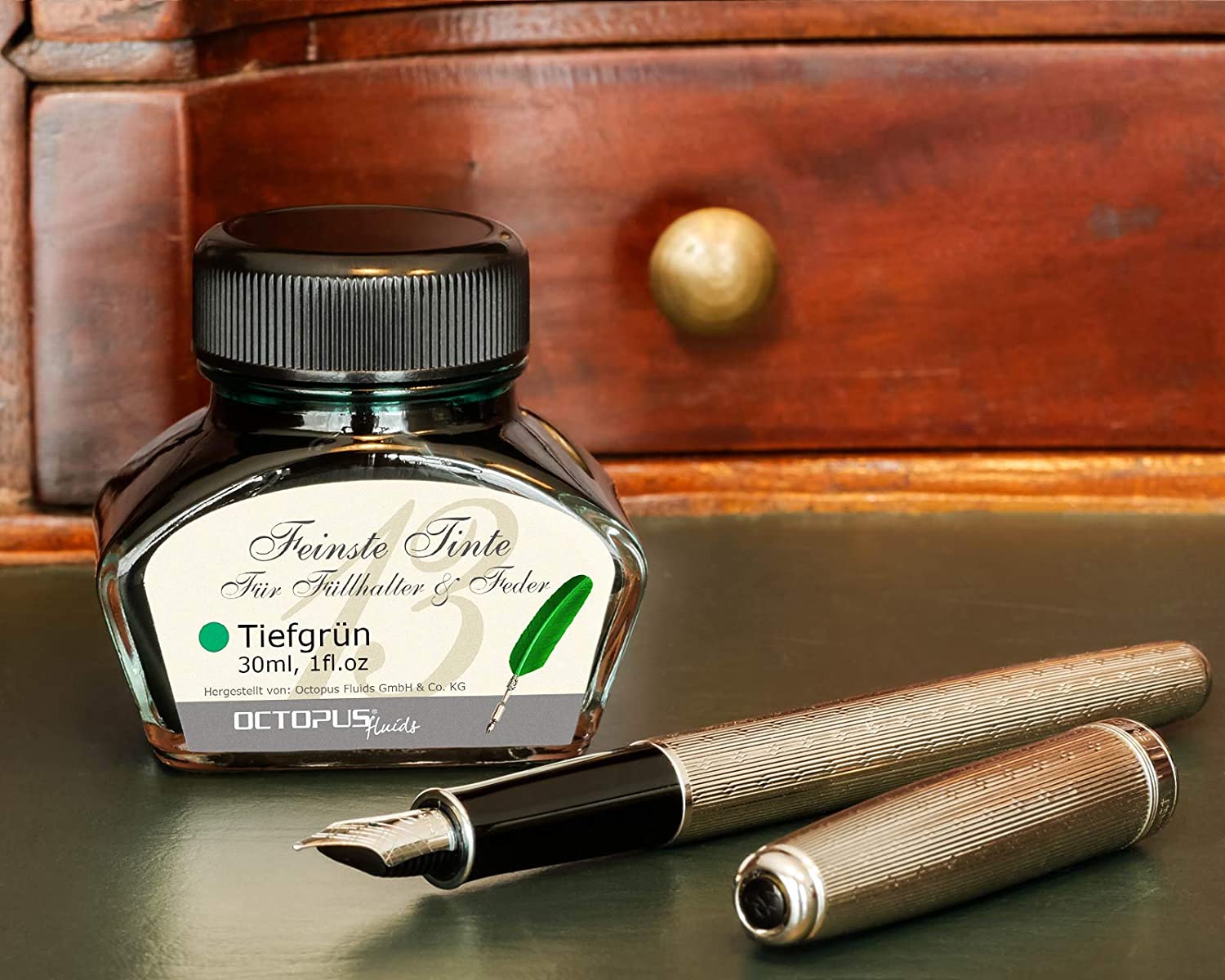 Fountain Pen Ink in Ink Glass,Writing Ink for Fountain Pen Fountain Pen Ink in Deep Green 30ml, inkpot, Calligraphy Ink - Image 3