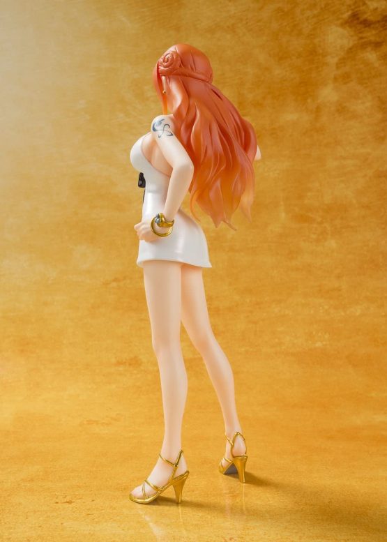 Bandai Tamashii Nations Figuarts Zero One Piece Nami Gold Version Figure, BAN08752 - Image 4