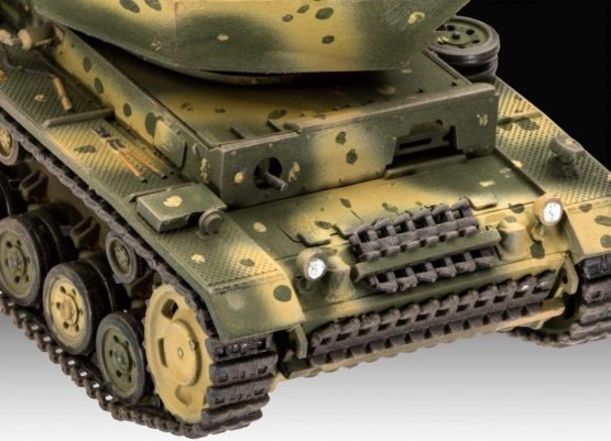 Revell RV03286 Plastic Model kit - Image 4