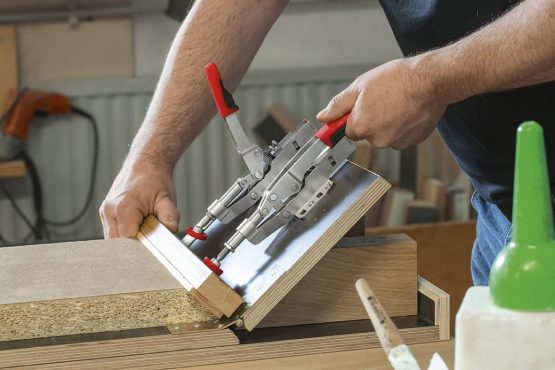 Bessey BESSTCIHH25 Toggle Clamps, Grey/Red, 35 mm - Image 2