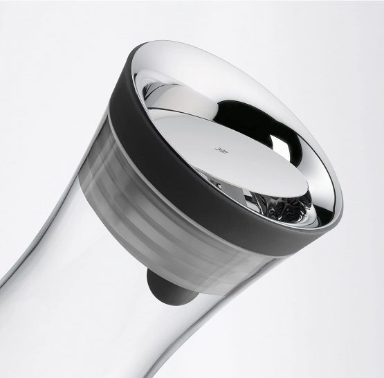 WMF Basic Water Decanter 1.5L Height 32.7cm Close-Up Stopper Glass Cromargan® Stainless Steel - Image 4