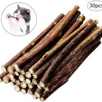 nuoshen 30 Pcs Chew Sticks for Cats, Catnip Sticks Cat Sticks Cat Chew Toy Cat Teething Toys Natural Wood Sticks for Cats Play and Relax