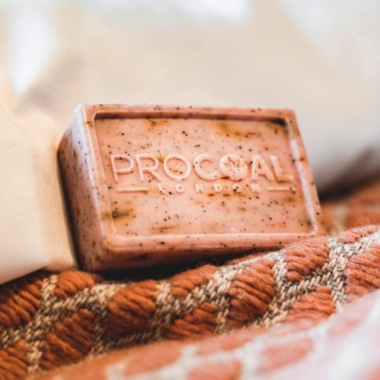 French Rose Exfoliating Natural Soap 100g by Procoal - Vegan Soap Bar For Soft, Refreshed And Decongested Skin, Glycerin Soap, Hand, Body, Shower & Cruelty-free - Image 4