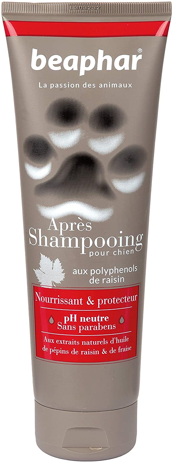 BEAPHAR Premium Dog Conditioner, Natural Grape Seed & Strawberry Oil Extracts, Nourishing & Protective