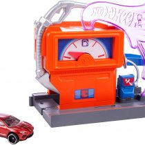 Hot Wheels FMY97 City Downtown Super Fuel Stop Play Set, Multi-Colour