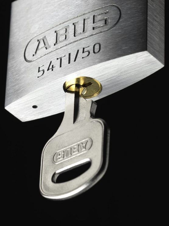 Abus 54 TI/40 58597 40 mm Titalium Padlock-Outer - Image 2