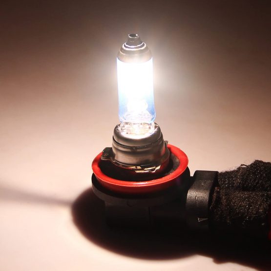 DZG - H8 Halogen Bulbs - 12V 35W Super White Headlight Lamps 5500K Fog Light DRL Angel Eye Bulb, 2 Pieces - Image 2