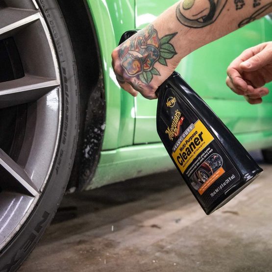 Meguiar's G180224EU Heavy Duty Multi-Purpose Cleaner 709ml Professional Strength, cleans wheel arches, tyres, vinyl, trim, carpet, fabric, upholstery, rubber, metal, chrome and more - Image 4