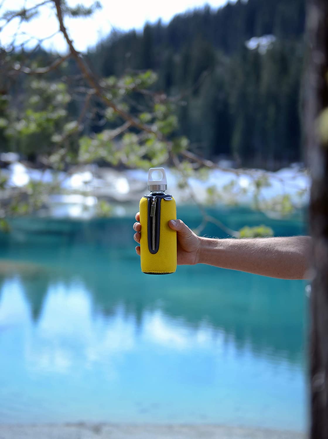 Sigg Stella Yellow Water Bottle (0.5 L), Pollutant-Free and Leak-Proof Glass Bottle - Image 2