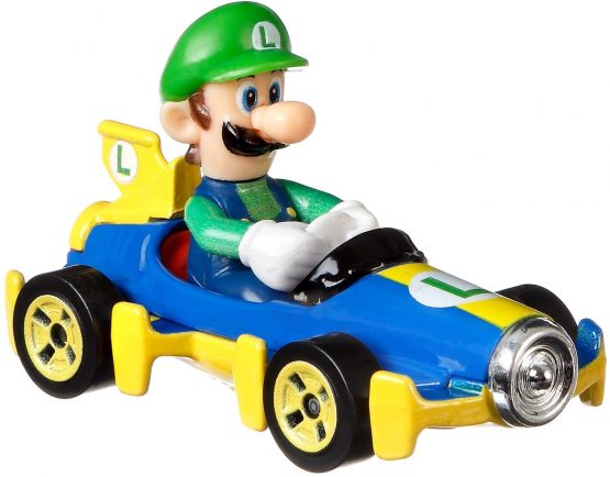 Hot Wheels GBG27 Mario Kart 1:64 Die-Cast Luigi with Mach 8 Vehicle - Image 3
