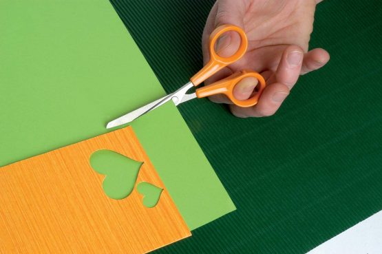 Fiskars Hobby Scissors, Length: 13 cm, For Right- and Left-handed Users, Stainless Steel Blade/Plastic Handles, Orange, Classic, 1005154 - Image 2