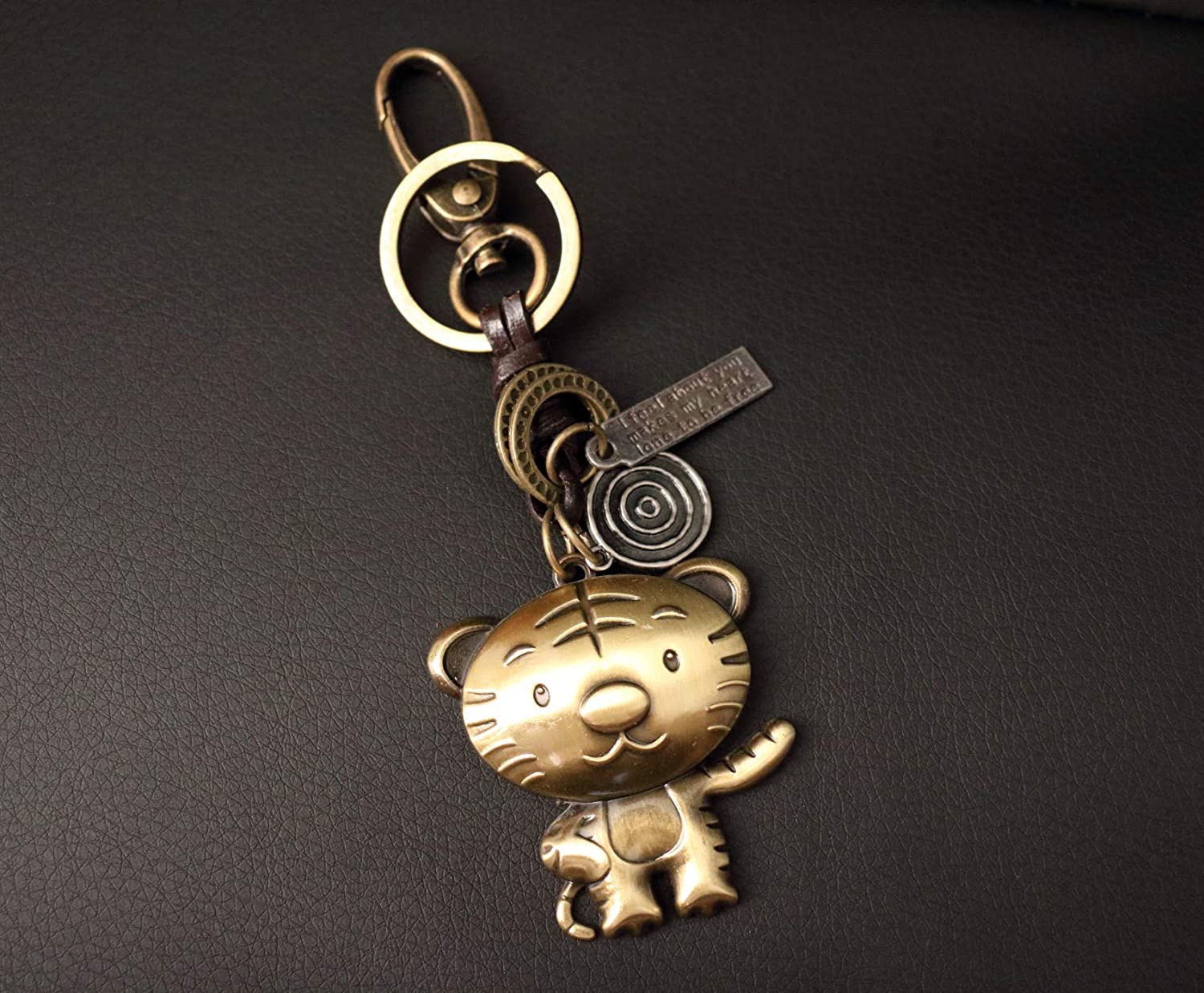 AuPra Funny Tiger 2022 Leather KeyRing Gift Idea Women & Men Best Friend Home Wild Animal Lovers KeyChain Mum & Dad Teacher Handbag Charm Key Ring Girl & Boy Car Pendant - Image 2