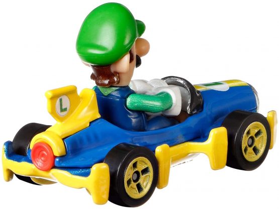 Hot Wheels GBG27 Mario Kart 1:64 Die-Cast Luigi with Mach 8 Vehicle - Image 4