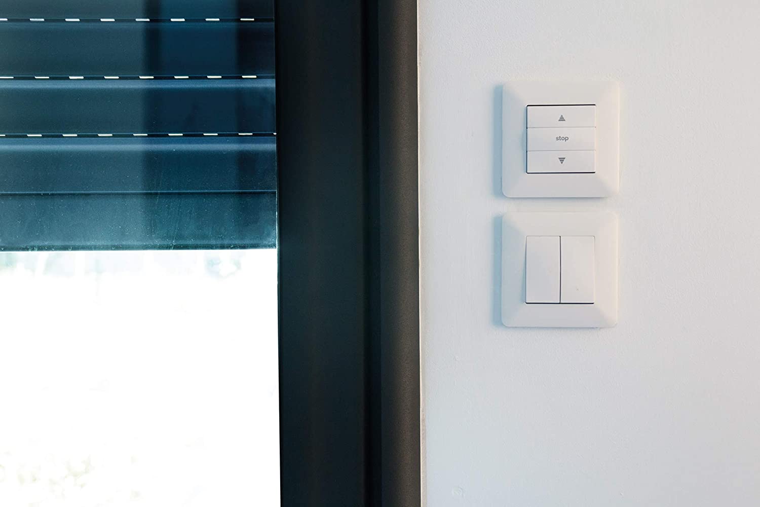 Zenitech, Roller Shutter Control 2300W 10A, Ready to Install recessed Installation, Compact Motor and Clip-on Bracket - Image 4