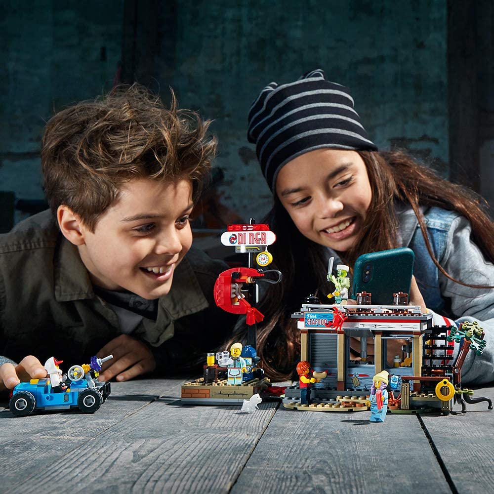 LEGO Hidden Side 70422 - Shrimp Shack Restaurant Attack, Ghost Construction Toys (579 parts), Mehrfarbig - Image 2