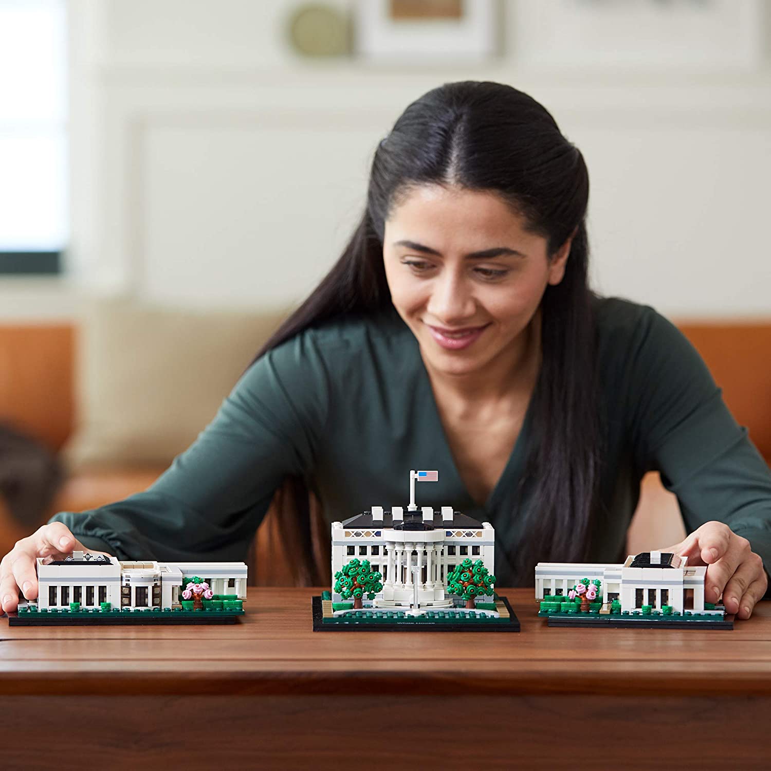 LEGO 21054 Architecture The White House Display Model Building Kit - Image 3