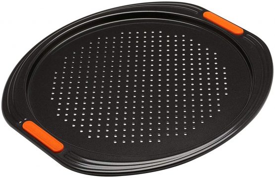 Le Creuset Toughened Non-Stick Bakeware Pizza Pan, Black, 38.7 x 36.7 x 1.2 cm
